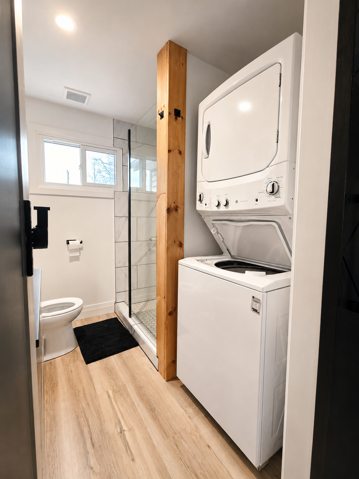 Bathroom/Laundry
